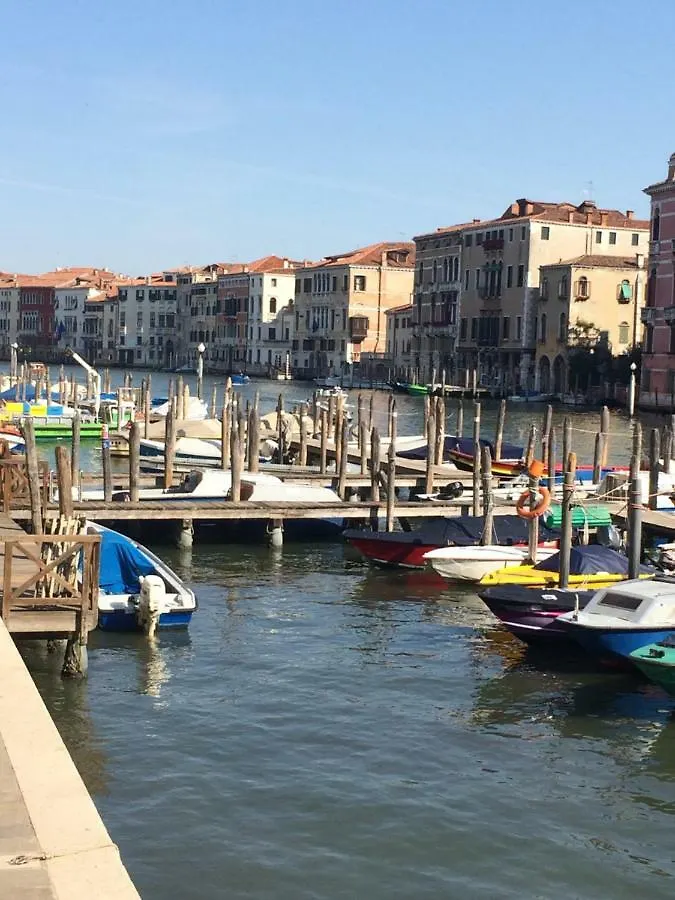 Venetian House Apartment