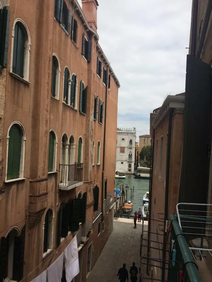 Venetian House Apartment 0*, Venice