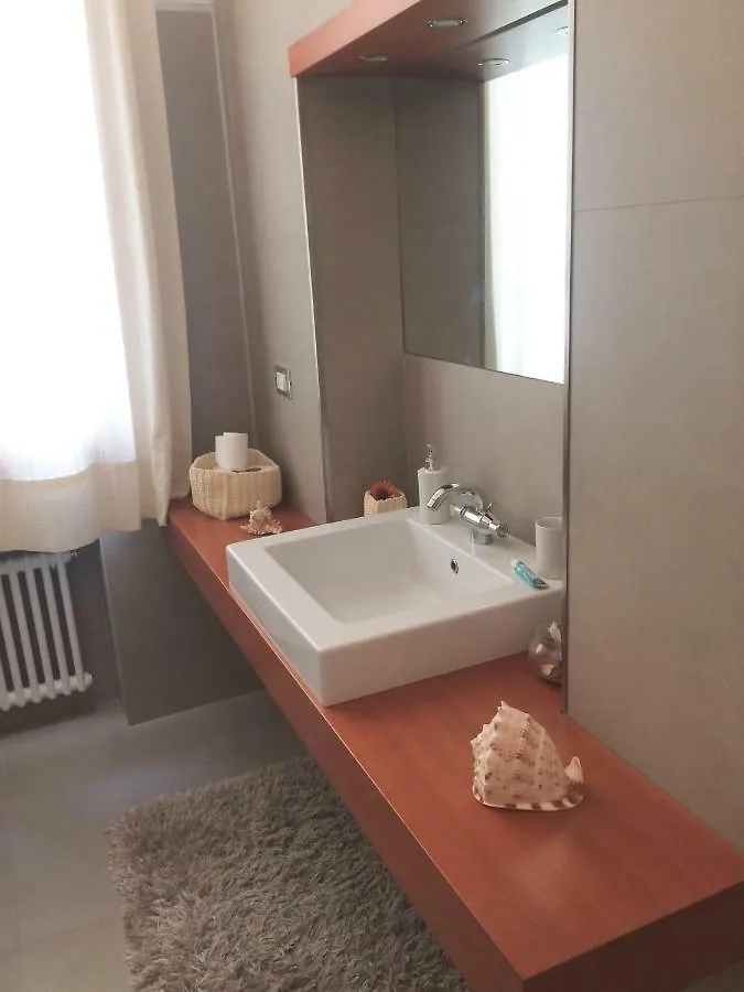 Venetian House Apartment