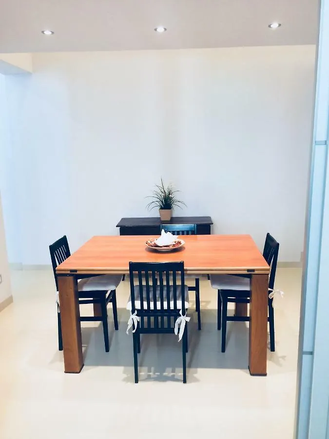 Venetian House Apartment